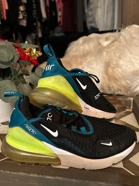Nike Black Teal Lime Green Air Max 270 Sneakers